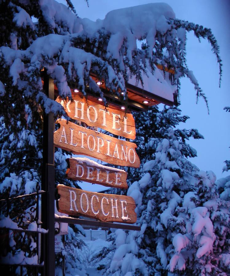 Hotel Altopiano Delle Rocche Rocca di Mezzo Exterior photo